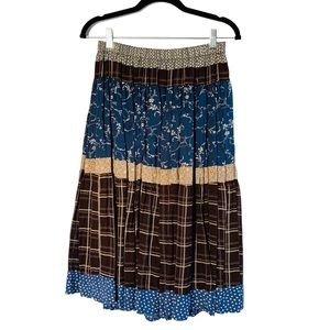 Lucia Lukken Broomskirt
